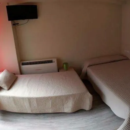 Hostalbia Guest house 3*